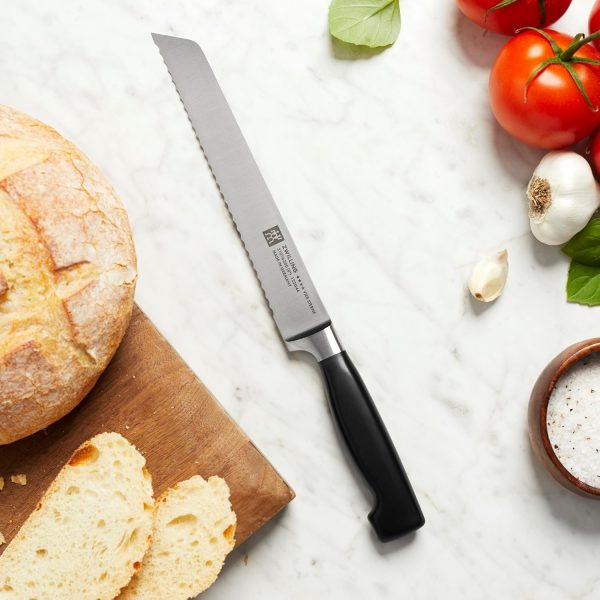 ZWILLING Vier Sterne Brotmesser, Klingenlänge: 20 cm, Klingenblatt mit Wellenschliff, Rostfreier Spezialstahl, Ergonomischer Kunststoff-Griff, Schwarz [Made in Germany], Bunt 2