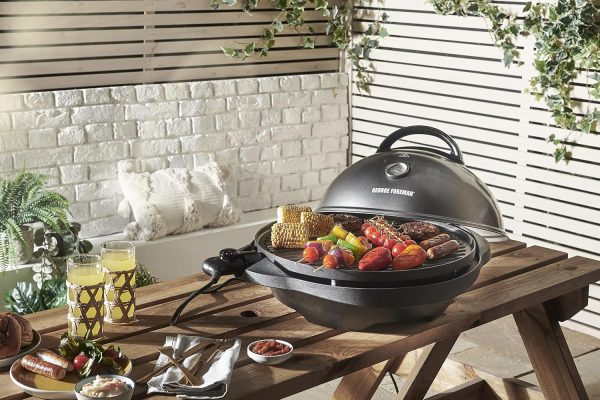 George Foreman Grill 2in1 Elektrogrill [Testsieger]: Standgrill & Tischgrill (Innen- & Außennutzung, Balkon & Küche, Ø44,5cm, Temperaturanzeige, Fettauffangschale, 2400W) Kugelgrill 22460-56, Schwarz 5