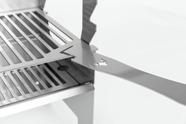 FENNEK 2.0 | Mobiler und steckbarer Holzkohle-Grill aus Edelstahl für Camping, Trekking, Vanlife, Garten und Outdoor Grill-Spaß (FENNEK 2.0) 3