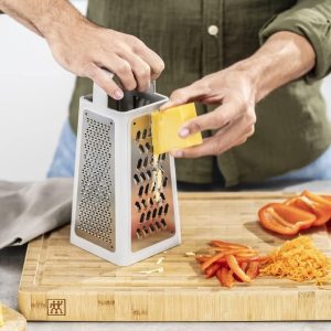 ZWILLING Z-Cut Vierkantreibe, Multifunktional, Edelstahlklinge, Kunststoffgehäuse, Zwei-Wege-Reibtechnologie, Grau 32